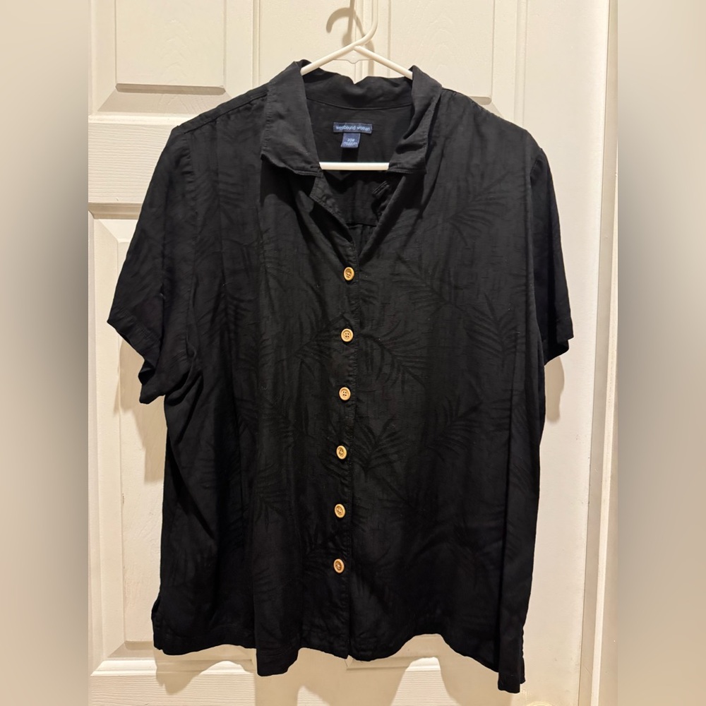 WestBound Boxy Black Leaf Print Short Sleeve Button Down size 20W